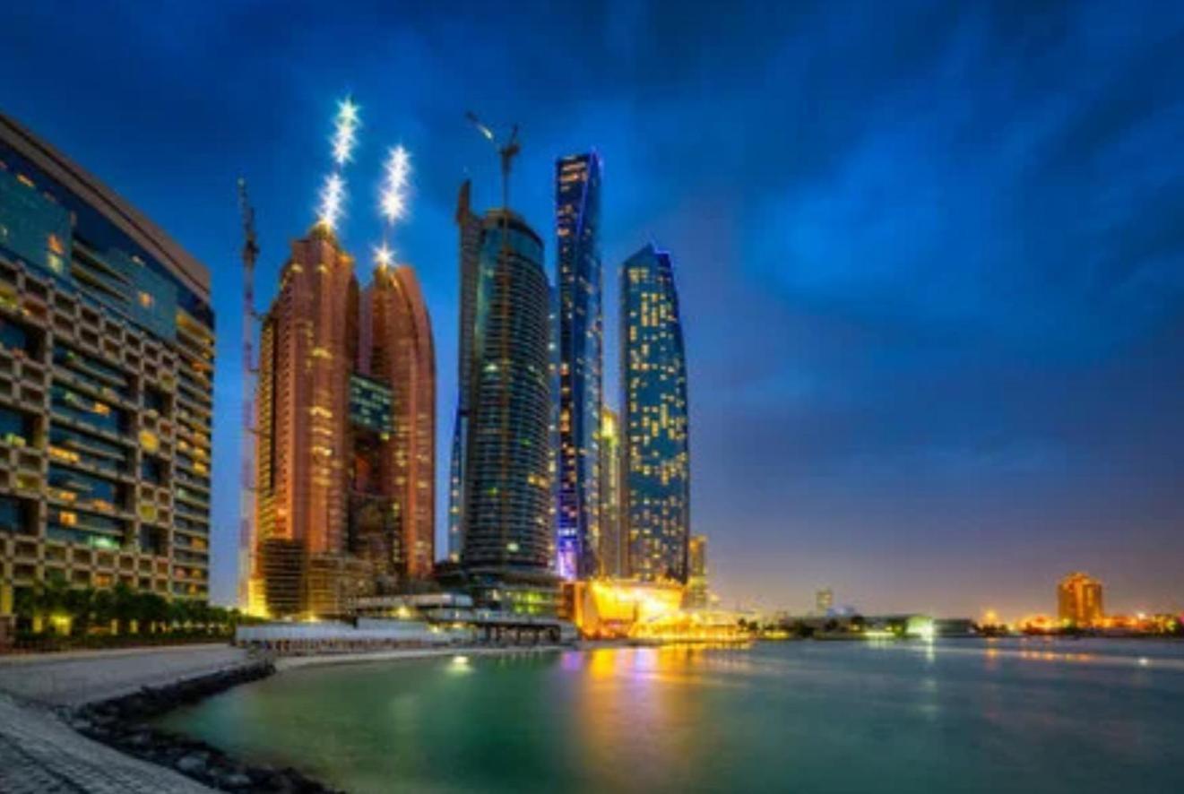 Centre - Elegant Spot Homestay Abu Dhabi